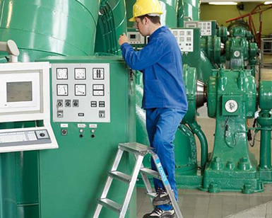 Z500-riveted-stepladder-with-treads-double-sided-access-2-550x600