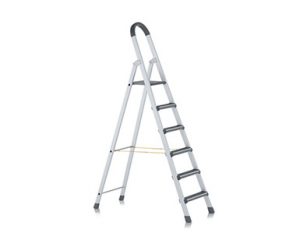Z600-bolted-stepladder-with-treads-and-non-slip-rubber-coatingNEW-1