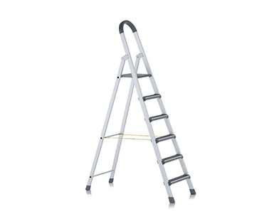 Z600-bolted-stepladder-with-treads-and-non-slip-rubber-coatingNEW-1